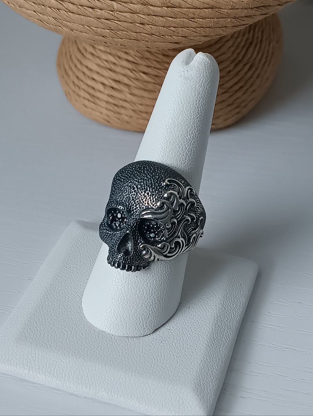 David Yurman Men's Black Diamond Waves Skull Ring Band Size 9us